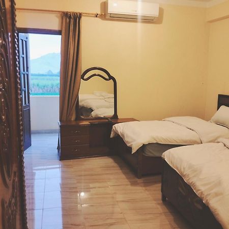 Quiet Gate Guest House Al Aqalitah Exterior foto