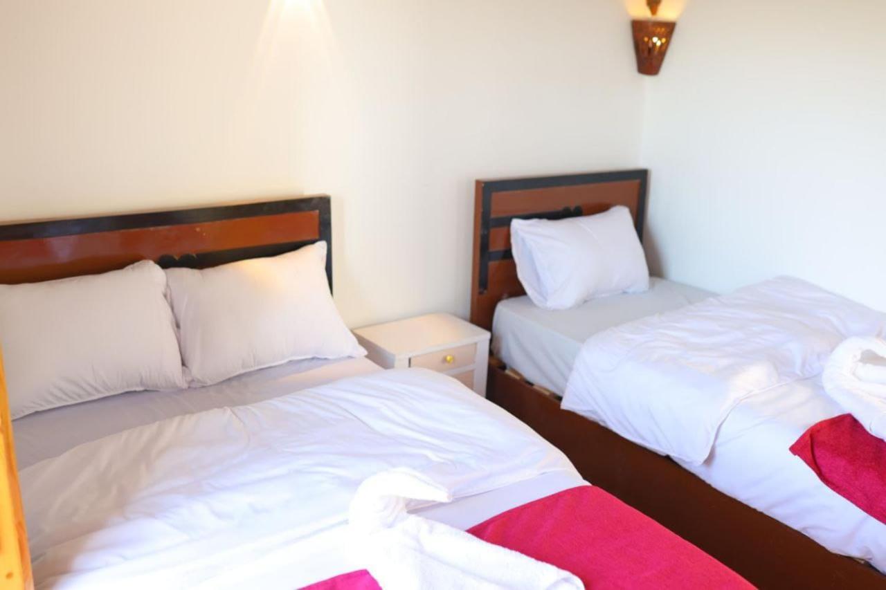 Quiet Gate Guest House Al Aqalitah Exterior foto