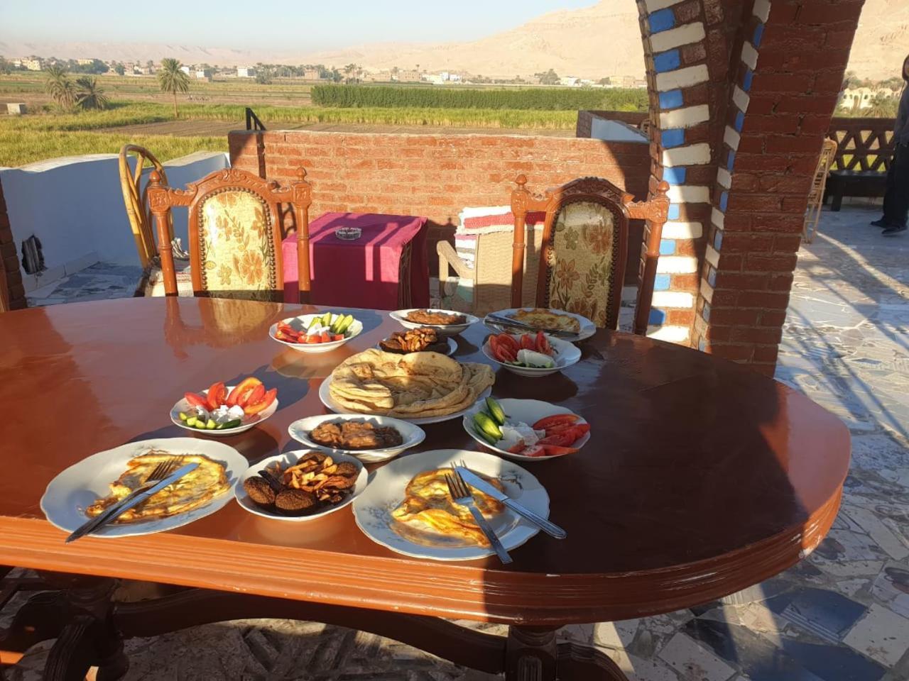 Quiet Gate Guest House Al Aqalitah Exterior foto