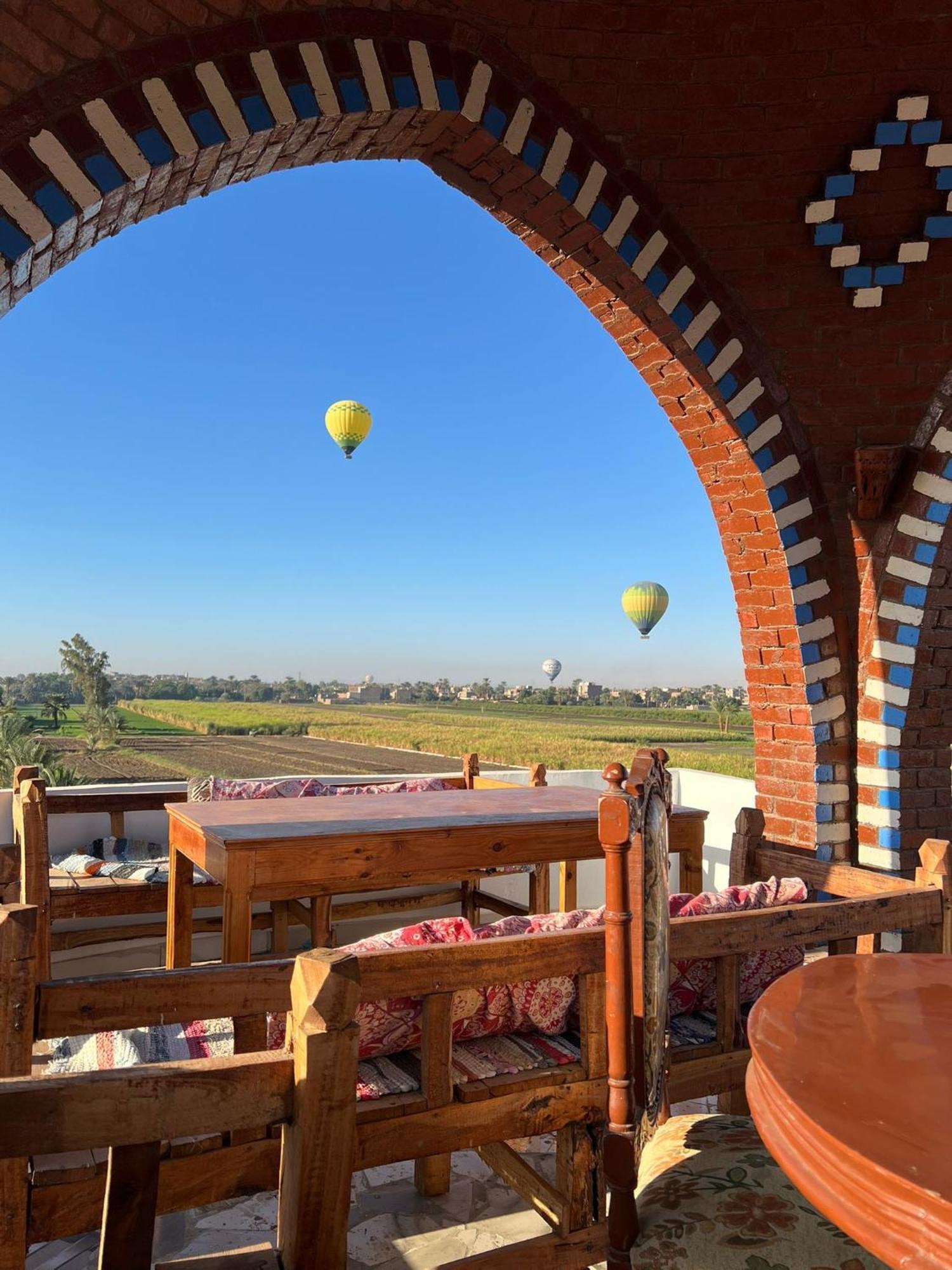 Quiet Gate Guest House Al Aqalitah Exterior foto